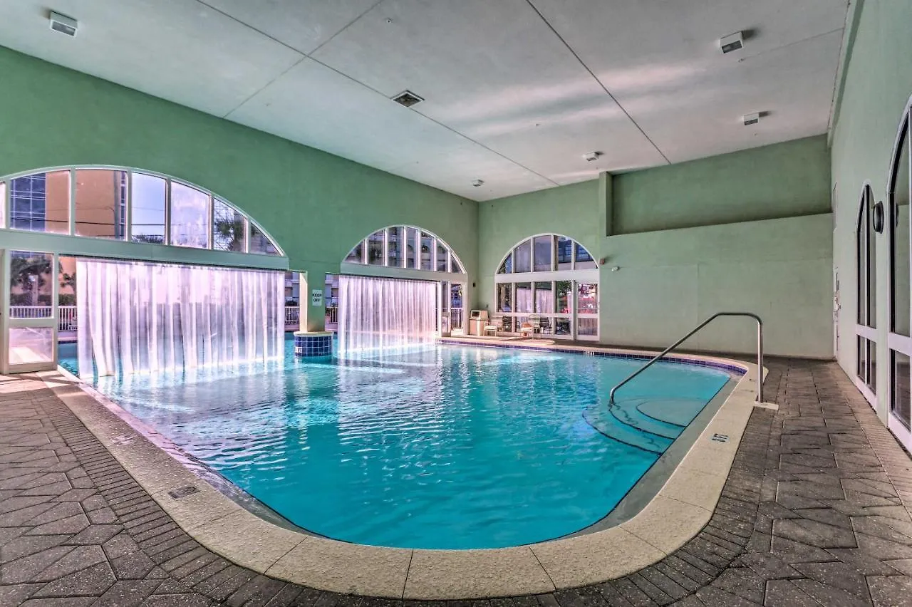 Waterfront Pcb Condo With Balcony And Beach Gear! Panama City Beach