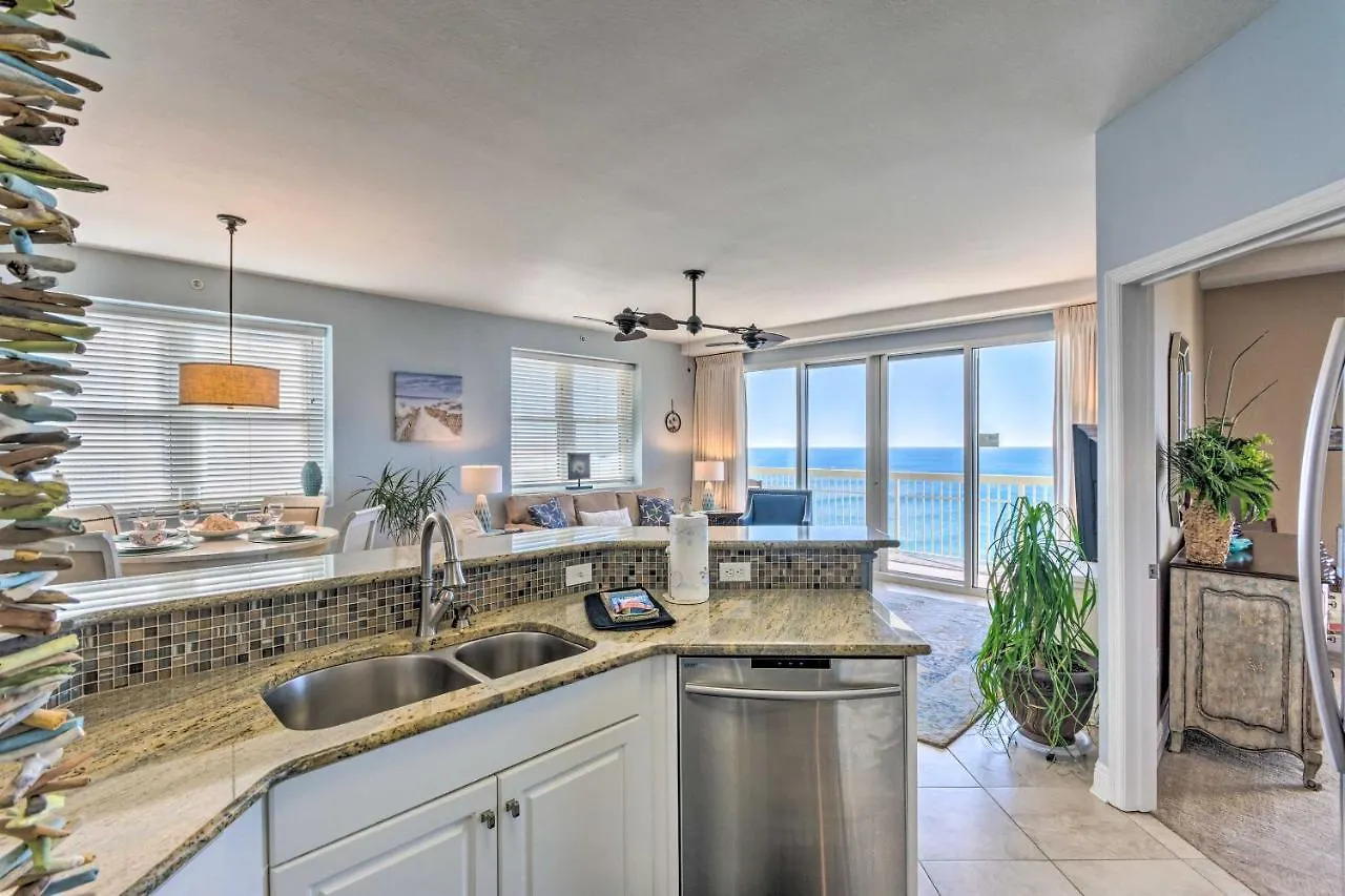 Waterfront Pcb Condo With Balcony And Beach Gear! Panama City Beach Apartment
